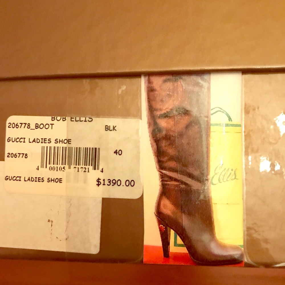 Authentic Gucci boots size 10 black